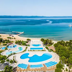 **** Θέρετρο Zaton Κροατία